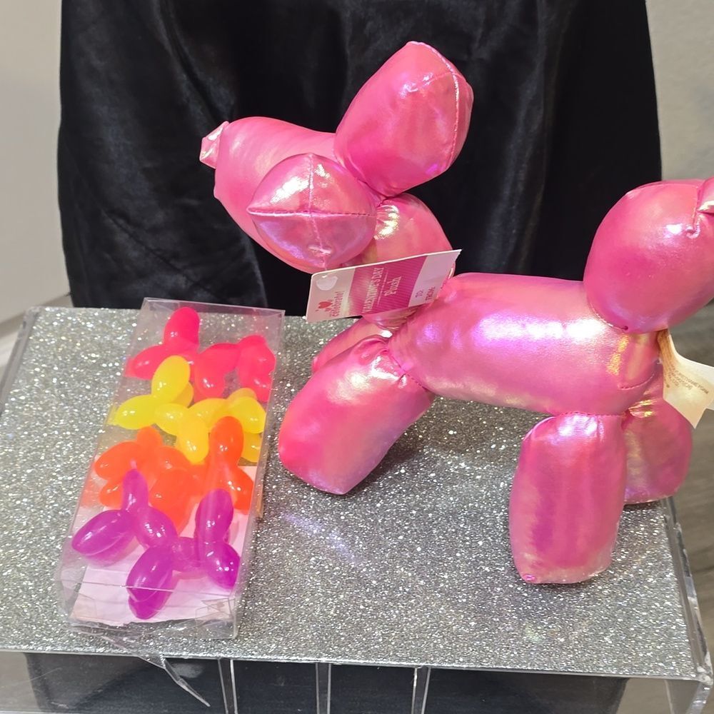 Ways To Celebrate Metallic Balloon Dog & Set Of 4 Party Favors - Picture 6 of 9